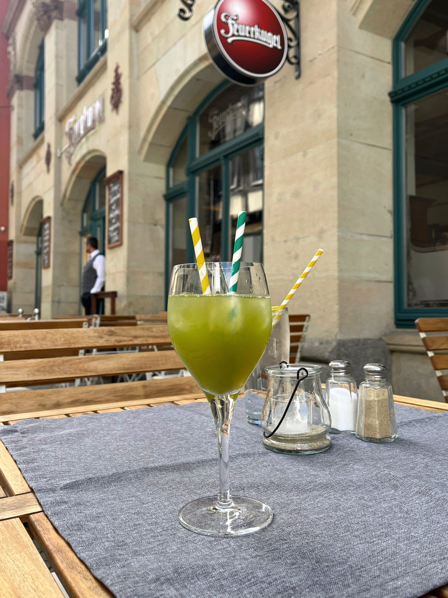 Frischer Brunnenkressesaft im traditionsreichen Restaurant Feuerkugel in Erfurt
