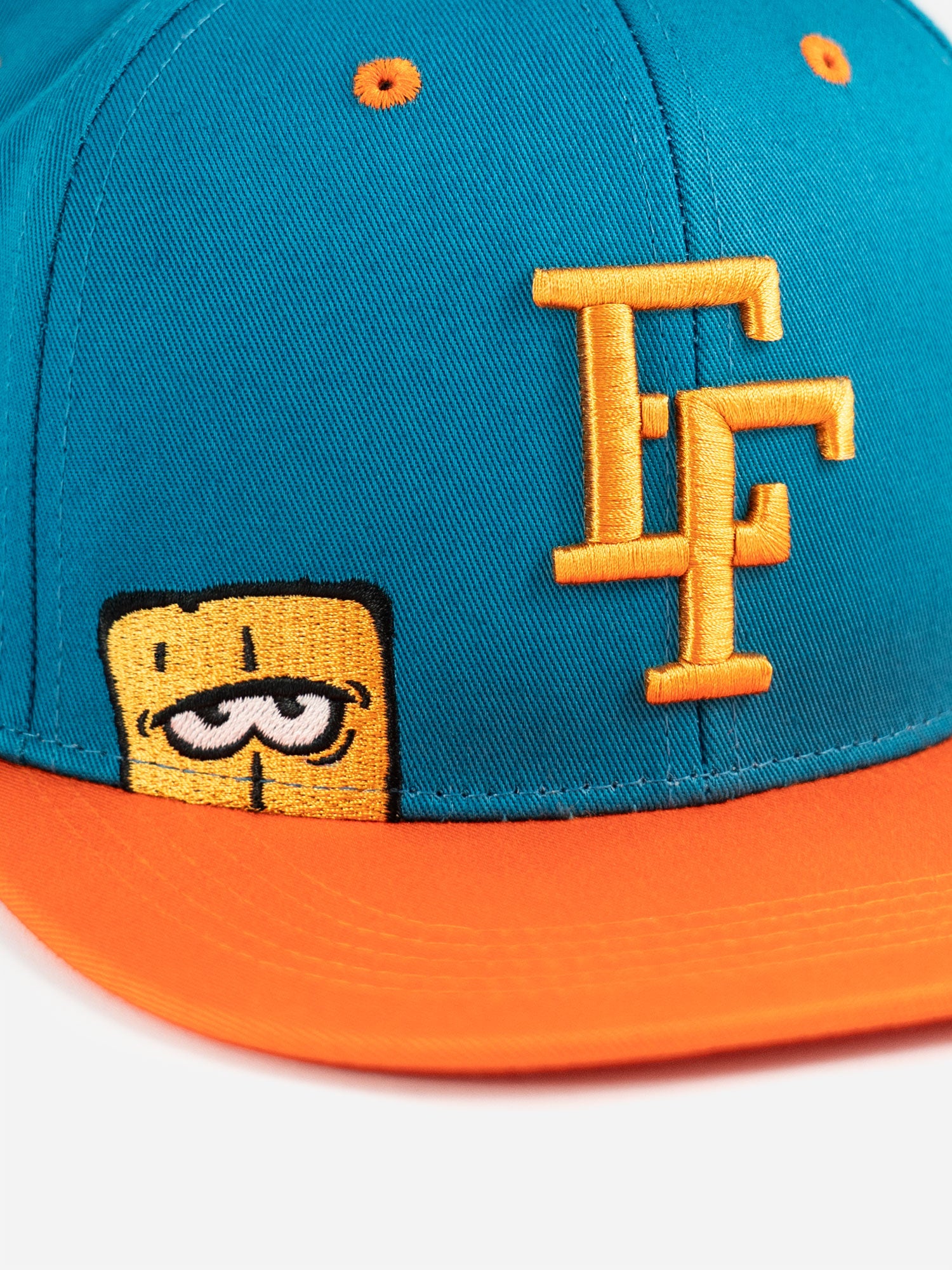 Basecap Bernd das Brot in Erfurt Nahansicht