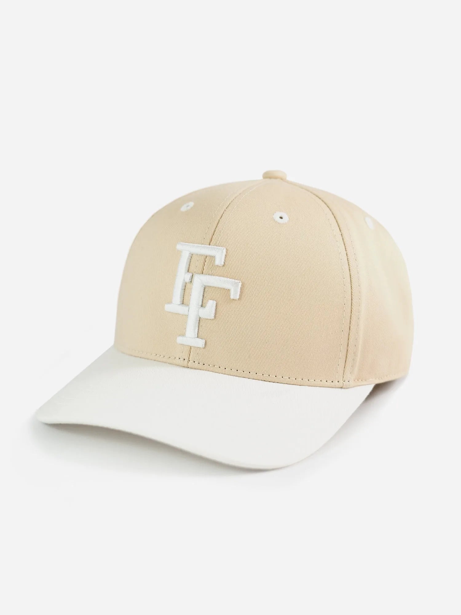 Basecap EF beige mit weißer Stickerei
