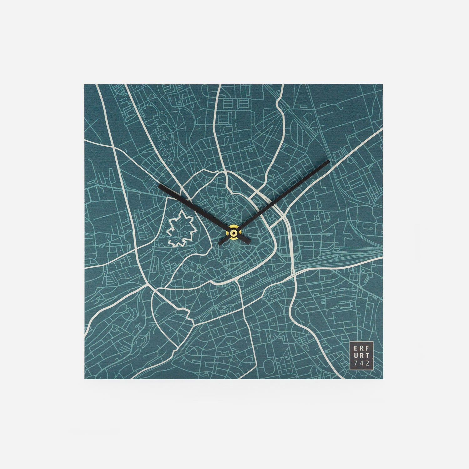 Detailansicht Wanduhr mit automatischem Uhrwerk Stadtplan Erfurt 25x25cm eckig in der Farbe Petrol